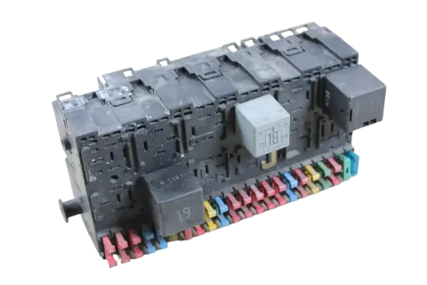 Background image for VW T4 Sicherungskasten Sicherungsbox Zentralelektrik ZE Relaiskasten 357937039