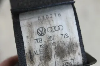 VW T4 Sicherheitsgurt Gurt Beckengurt Gurtschloss Rücksitzbank Sitzbank hinten 703857713 - Bild 10
