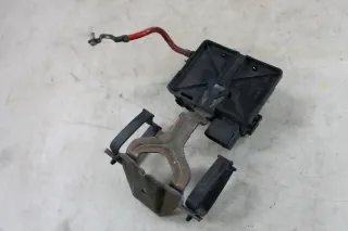 VW T4 Batteriehalter Klemme Batterie Befestigung Sicherungskasten Sicherungen 7D0915303A 7D0937509 - Bild 6