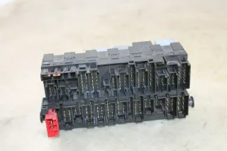 VW T4 Sicherungskasten Sicherungsbox Zentralelektrik ZE Relaiskasten 357937039 - Bild 4