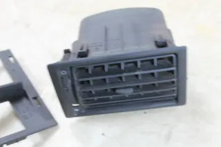 VW T4 Rahmen Lichtschalter Luftdüse links Armaturenbrett Abdeckung Blende Halter 701858255 - Bild 4