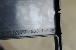 VW T4 Aschenbecher Zigarettenanzünder Rahmen Einsatz Ascher 7D0857305B - Bild 10