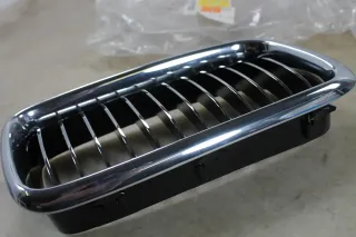 BMW E38 Kühlergrill rechts Grill Niere Original Neu Chrom 51138231596 - Bild 6
