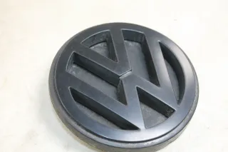 VW T4 Zeichen Heckklappe Emblem Logo alle Halterungen intakt original Schwarz 251853601B - Bild 3