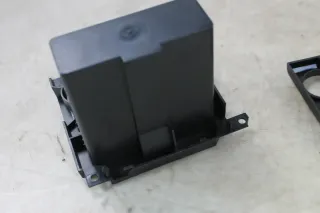 VW T4 Aschenbecher Zigarettenanzünder Rahmen Einsatz Ascher 7D0857305B - Bild 9