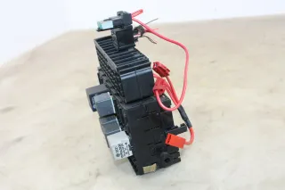 VW T4 Sicherungskasten Sicherungsbox Zentralelektrik ZE Relaiskasten 357937039 - Bild 3